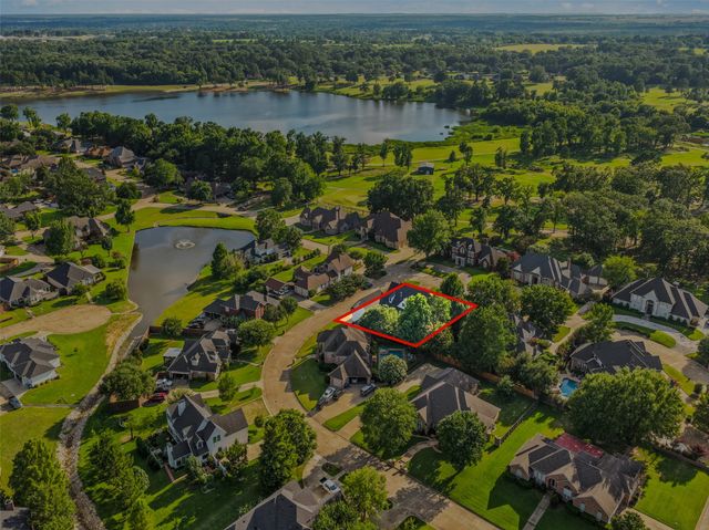 507 Greenhill Park Avenue, Mt Pleasant, TX 75455