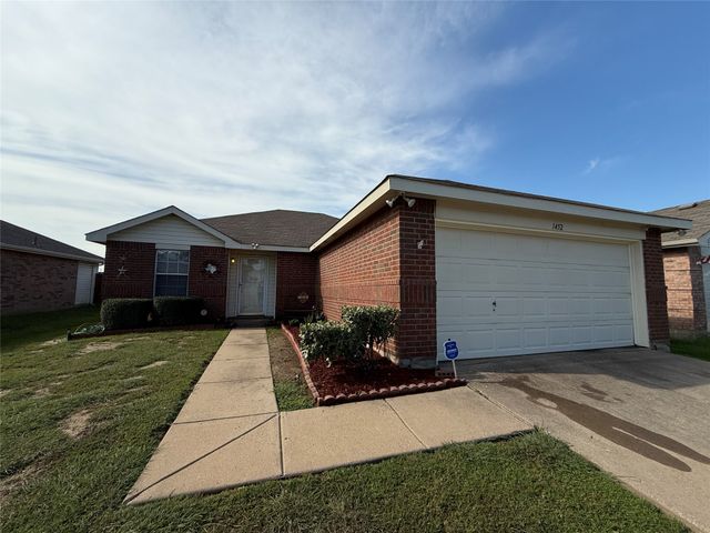 1452 Castle Ridge Road, Fort Worth, TX 76140