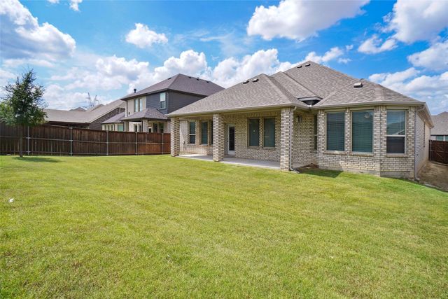 200 Arveson Avenue, Fort Worth, TX 76131