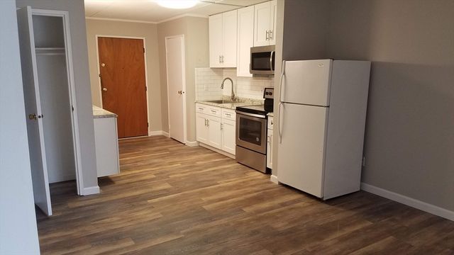 40 Cochituate Rd 40, Framingham, MA 01701