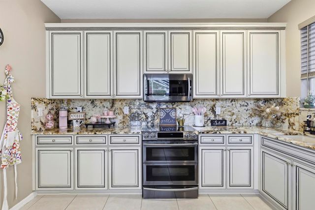 11011 SW Dunhill Court, Port St Lucie, FL 34987