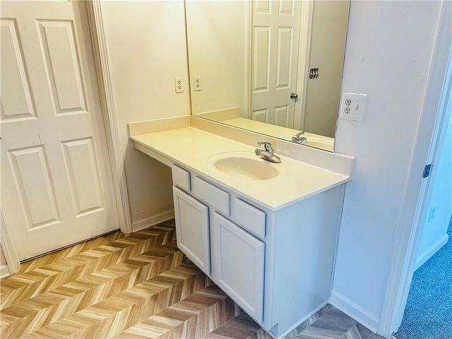9432 Lakeview Road, Union City, GA 30291