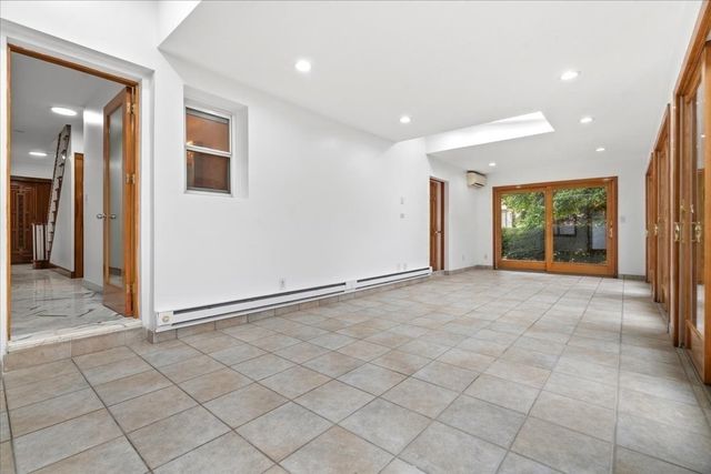 6 Burbank Rd, Medford, MA 02155