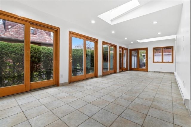 6 Burbank Rd, Medford, MA 02155