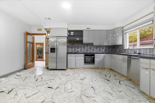6 Burbank Rd, Medford, MA 02155