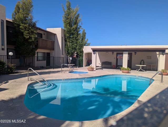 9420 E Speedway Blvd Unit 15, Tucson, AZ 85710