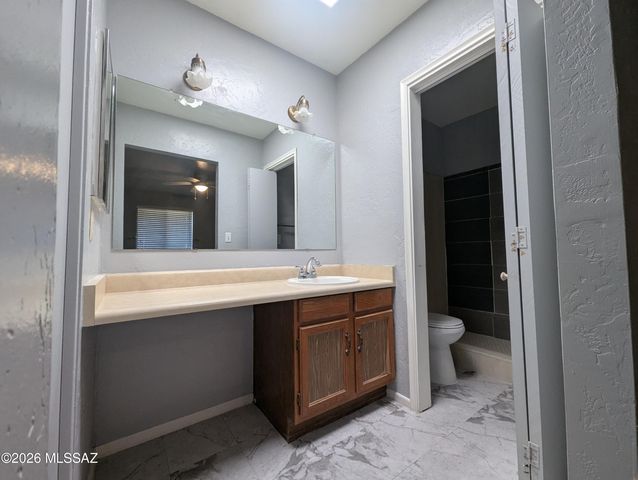 9420 E Speedway Blvd Unit 15, Tucson, AZ 85710