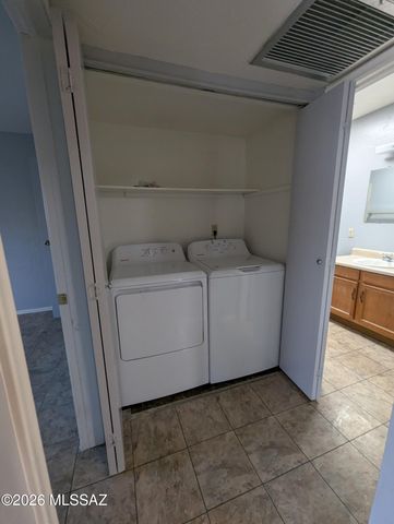 9420 E Speedway Blvd Unit 15, Tucson, AZ 85710