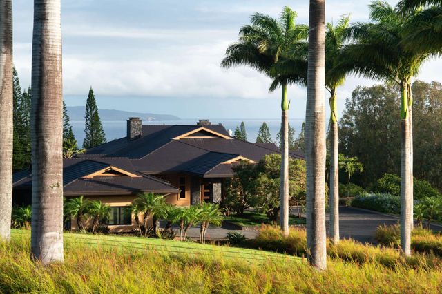 215 Plantation Club Dr, Lahaina, HI 96761