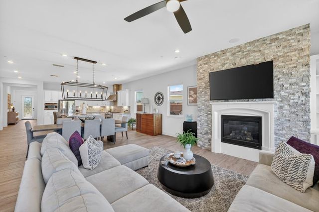 1087 Catalina Way, El Dorado Hills, CA 95762