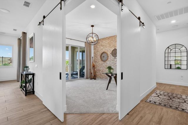 1087 Catalina Way, El Dorado Hills, CA 95762