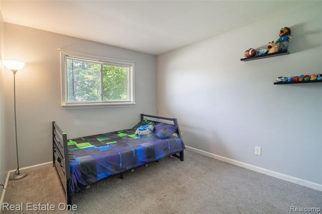 44220 Saltz Road, Canton, MI 48187
