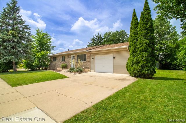 44220 Saltz Road, Canton, MI 48187