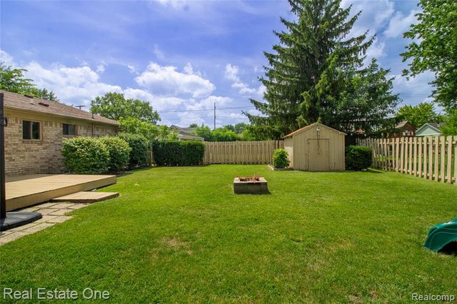 44220 Saltz Road, Canton, MI 48187
