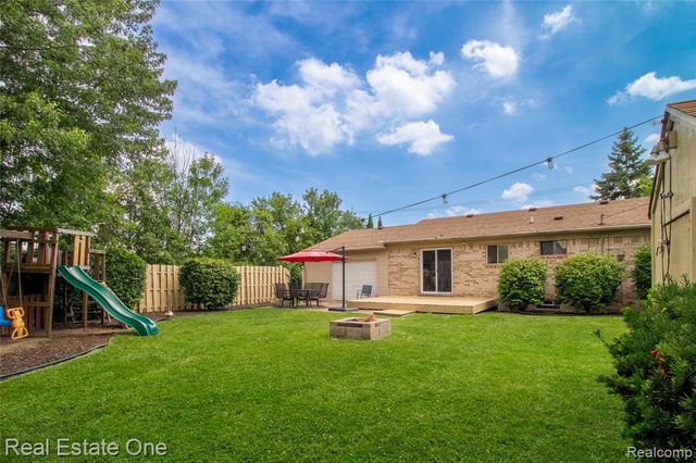 44220 Saltz Road, Canton, MI 48187