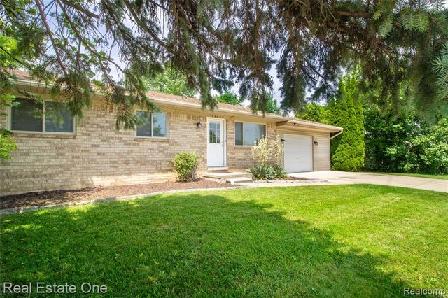 44220 Saltz Road, Canton, MI 48187