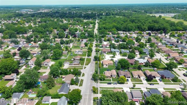 44220 Saltz Road, Canton, MI 48187