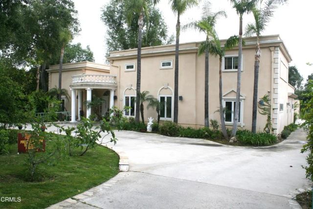 500 Georgian Road, La Canada Flintridge, CA 91011