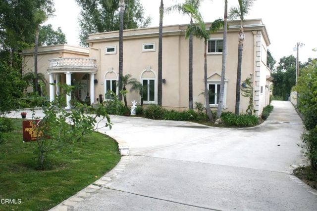 500 Georgian Road, La Canada Flintridge, CA 91011