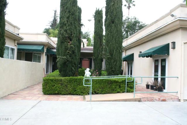500 Georgian Road, La Canada Flintridge, CA 91011