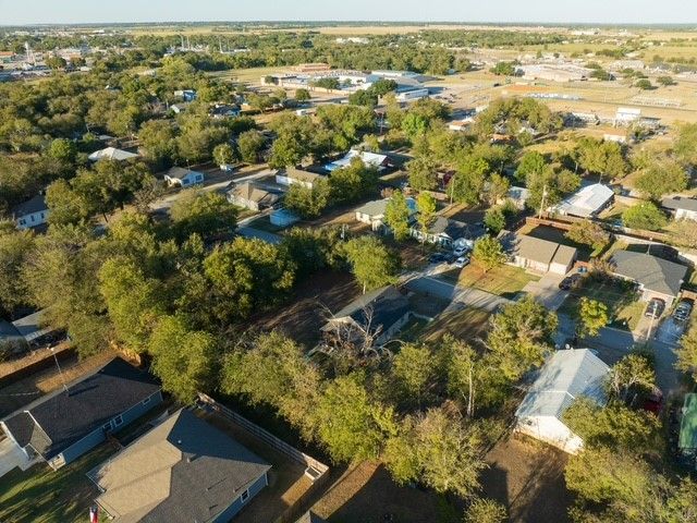 406 S LLano Street, Whitney, TX 76692