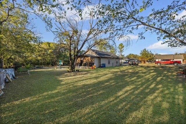 406 S LLano Street, Whitney, TX 76692