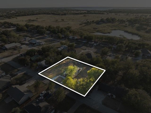 406 S LLano Street, Whitney, TX 76692