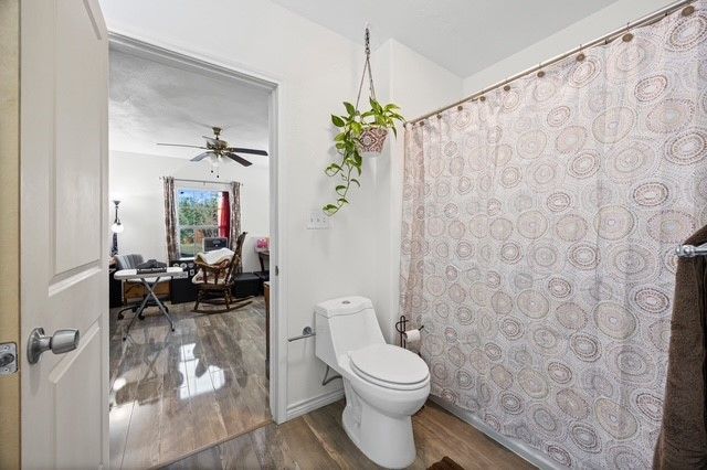 406 S LLano Street, Whitney, TX 76692