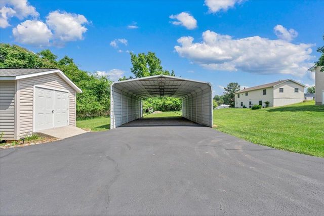 55 Tyree ST, Rocky Mount, VA 24151