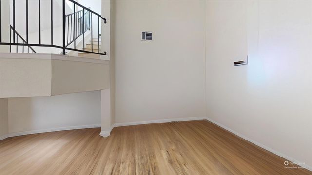 650 Harvest Hill Street, Lewisville, TX 75067