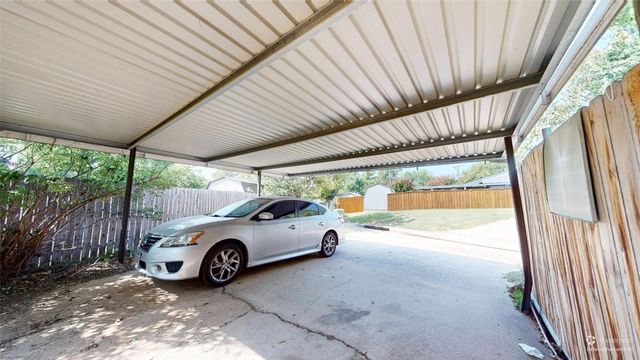 650 Harvest Hill Street, Lewisville, TX 75067