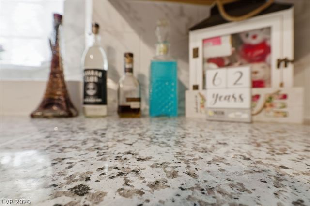3933 Edgemoor Way, Las Vegas, NV 89121