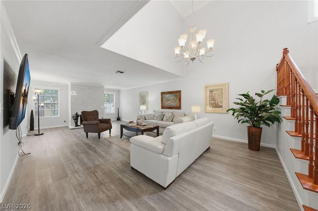 3933 Edgemoor Way, Las Vegas, NV 89121