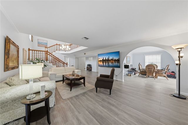 3933 Edgemoor Way, Las Vegas, NV 89121