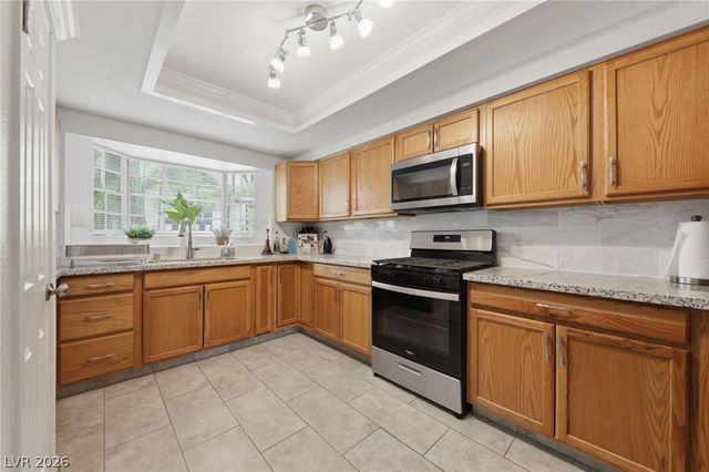 3933 Edgemoor Way, Las Vegas, NV 89121