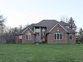 23233 30 Mile Road, Ray, MI 48096
