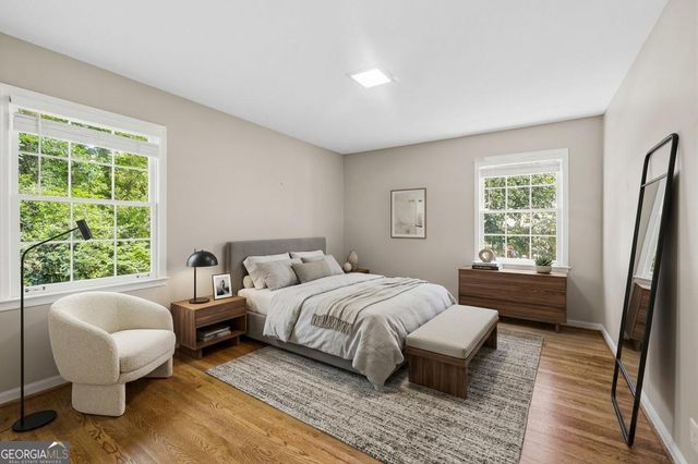 4943 Vernon Oaks Drive, Dunwoody, GA 30338
