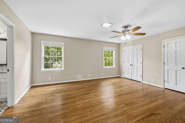 4943 Vernon Oaks Drive, Dunwoody, GA 30338