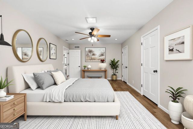4943 Vernon Oaks Drive, Dunwoody, GA 30338