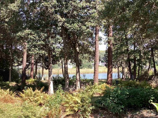 4150 Menendez Dr, Pensacola, FL 32503