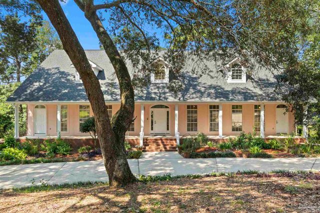 4150 Menendez Dr, Pensacola, FL 32503