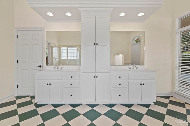 4150 Menendez Dr, Pensacola, FL 32503