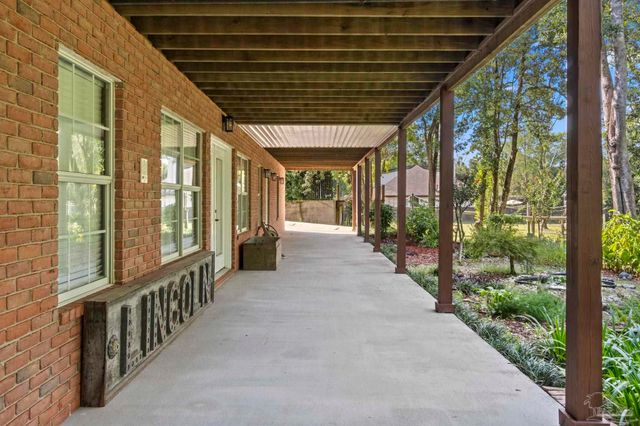 4150 Menendez Dr, Pensacola, FL 32503