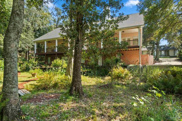 4150 Menendez Dr, Pensacola, FL 32503