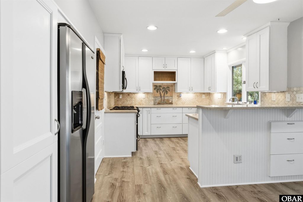 Image 9 of property listing at 40 Juniper Trail Lot 6, Southern Shores, NC 27949