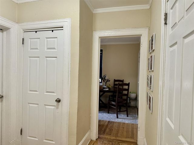 808 Bronx River Road 4E, Bronxville, NY 10708