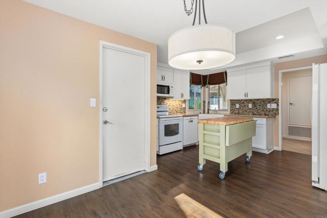 1159 Los Corderos, San Marcos, CA 92078