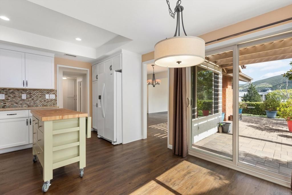 Image 18 of property listing at 1159 Los Corderos, San Marcos, CA 92078