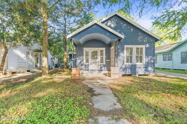 1122 S Court Street, Opelousas, LA 70570