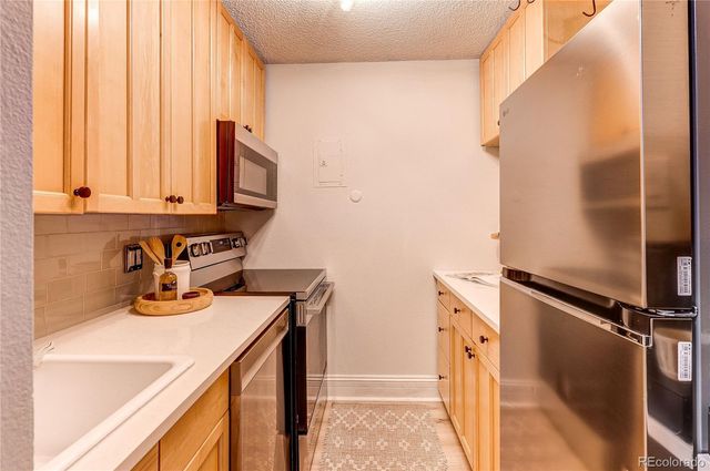 1233 N Ogden Street 407, Denver, CO 80218